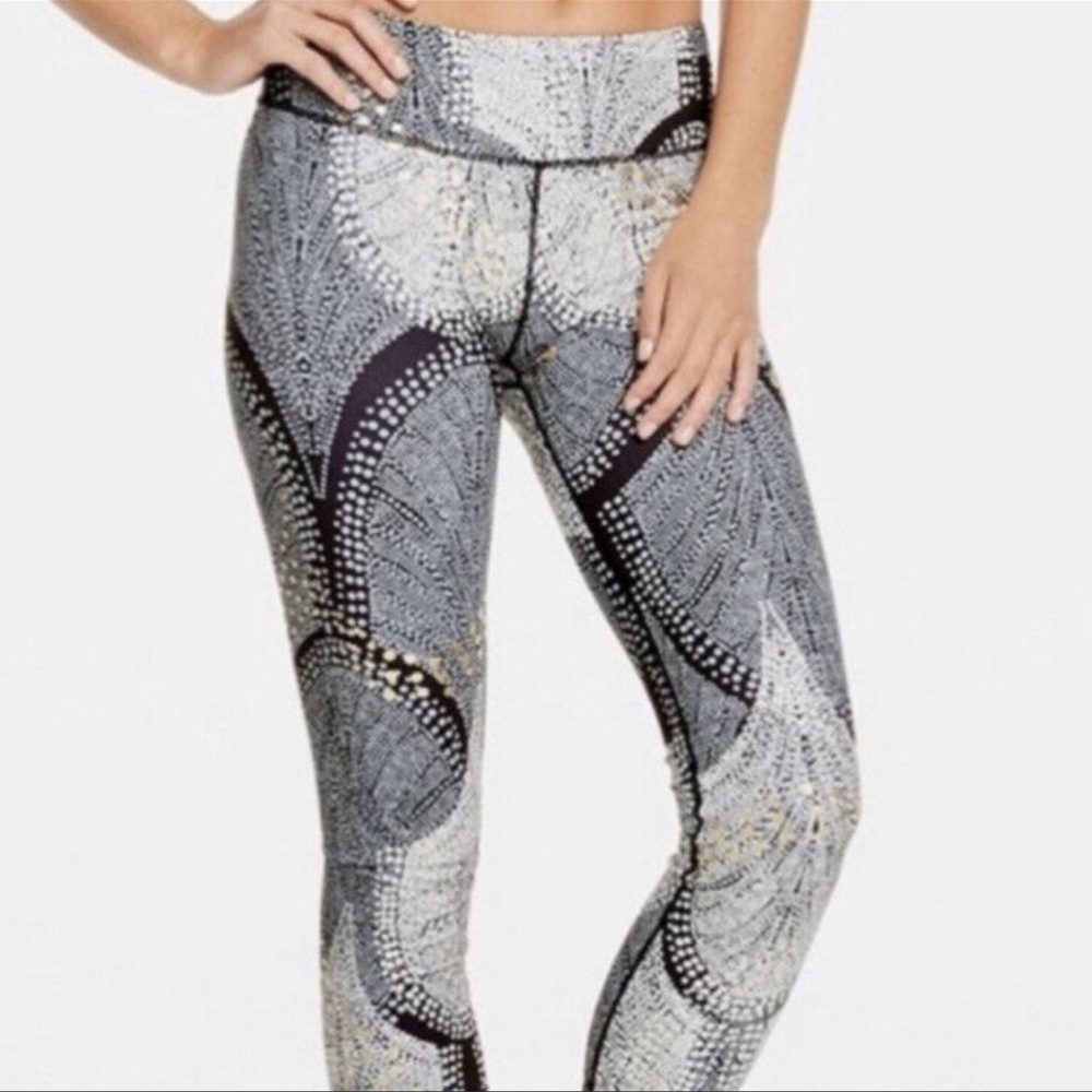 Fabletics leggings S no tags great shape